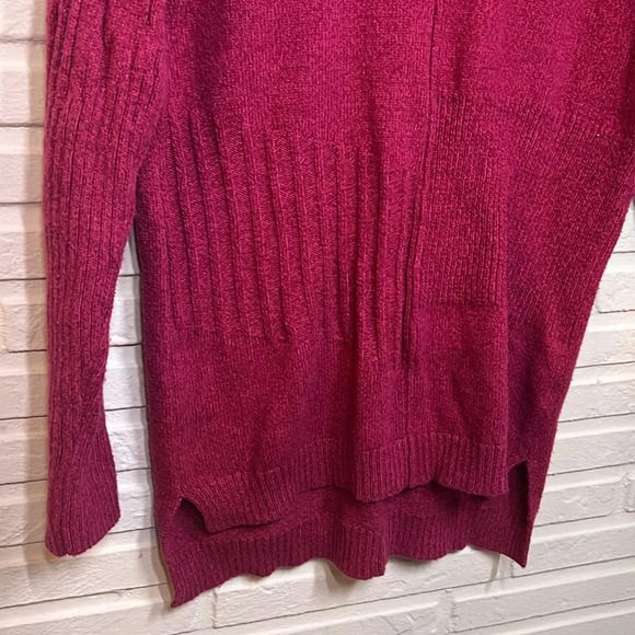 Sundance Raspberry Ribbed Cotton Blend Long Sleeved Sweater, Women’s Size XS - Picture 7 of 7